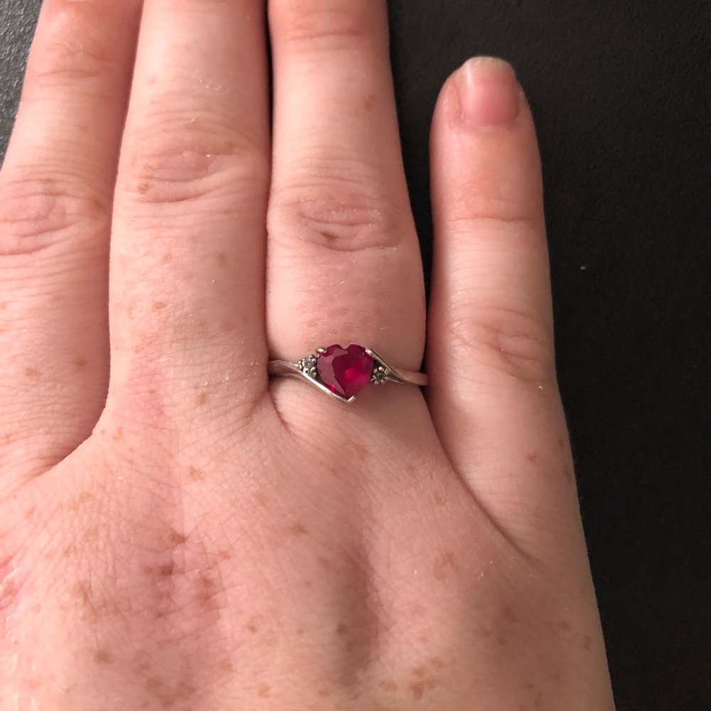 Beautiful red heart ring!